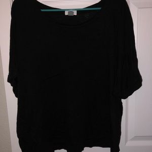 Black oversized t-shirt